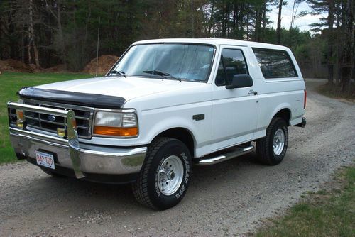1996 ford bronco xl, 4x4, white