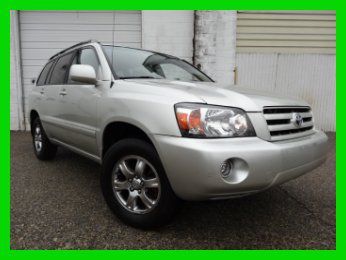 Toyota 04 highlander intermediate sport utility 92 cd traction