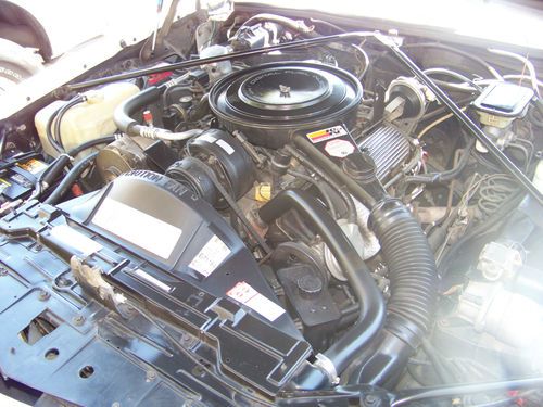 1985 Cadillac Seville Sedan 4-Door 4.1L, image 4