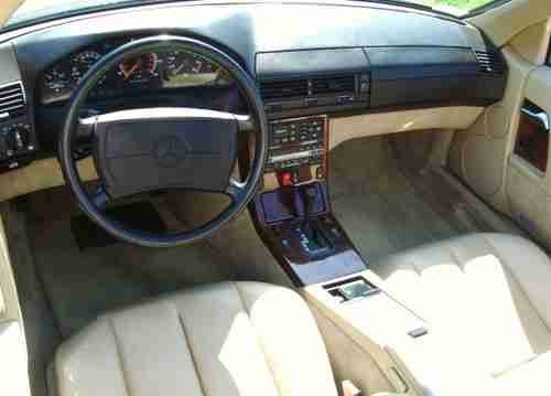 NO RESERVE 1990 MERCEDES 300SL ROADSTER 2-TOPS TAUPE/TAN, image 4