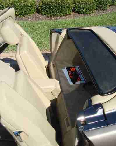 NO RESERVE 1990 MERCEDES 300SL ROADSTER 2-TOPS TAUPE/TAN, image 11