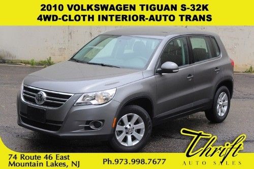 2010 volkswagen tiguan s-32k-4wd-cloth interior-auto trans