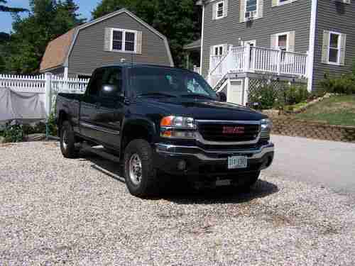 2005 GMC Sierra 2500 HD SLE Extended Cab Pickup 4-Door 6.6L, image 2