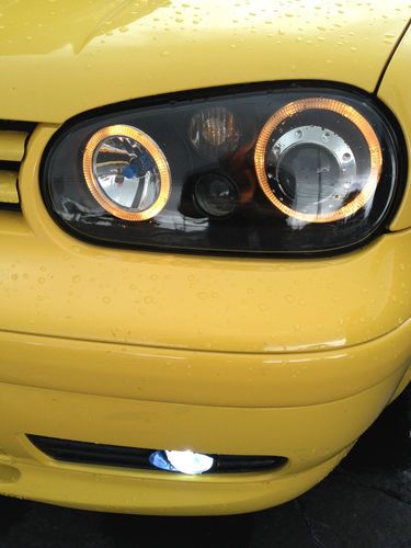 VOLKSWAGEN GTI 20TH AE YELLOW IMOLA, image 2