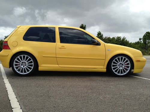 VOLKSWAGEN GTI 20TH AE YELLOW IMOLA, image 17