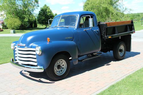 1952 chevy dump truck body. rat rod pickup