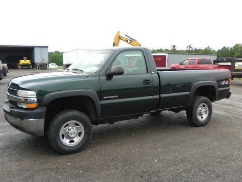 2001 chevy silverado 2500 hd, single cab, green, excellent condition, 8 ft bed