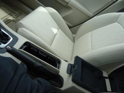 2.4L 7 Speakers AM/FM Stereo CD/MP3 Audio System We Finance & Accept Trade-Ins, image 35