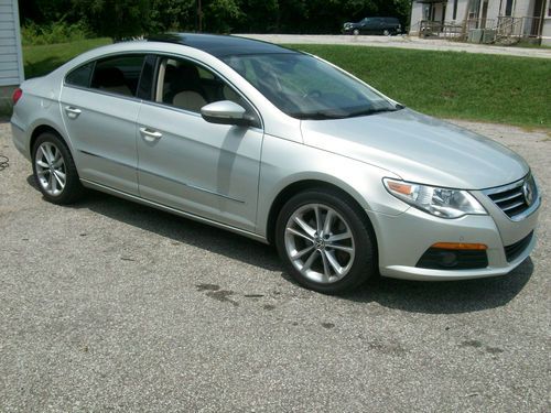 2009 volkswagen cc luxury sedan 4-door 2.0l