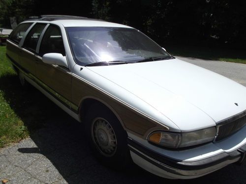 1995 Buick Roadmaster Estate Wagon Wagon 4-Door 5.7L, image 4