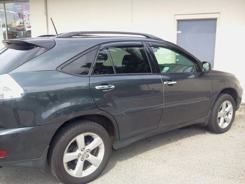 2005 lexus rx330 no reserve..  warranty  can use credit card .runs perfect