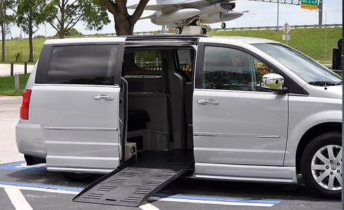 2012 town &amp; country touring ed braun  handicap ramp conversion power options