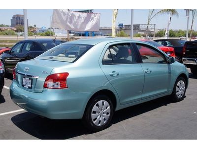 Manual ABS (4-Wheel) Air Conditioning Alloy Wheels California 5 speed overdrive, image 4