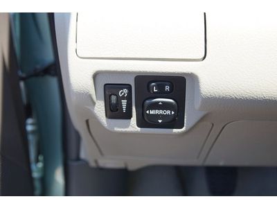 Manual ABS (4-Wheel) Air Conditioning Alloy Wheels California 5 speed overdrive, image 10