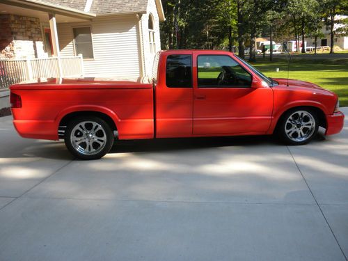 2000 gmc sonoma sl extended cab pickup 2-door 4.3l