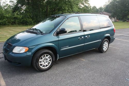 2001 dodge caravan sport  minivan - 155k - 3.3l v6 - dual sliding door