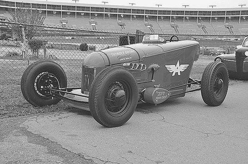 The thimble drome special modified roadster aluminum body, tube frame!