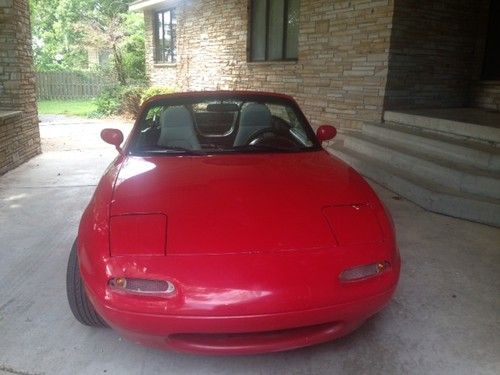 1991 mazda miata base convertible 2-door 1.6l