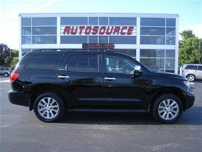 2012 toyota sequoia limited 4x4-navigation, 14k low miles.7-passenger loaded!