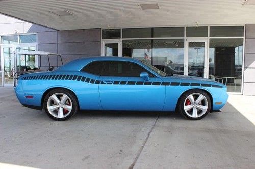 2010 dodge srt8