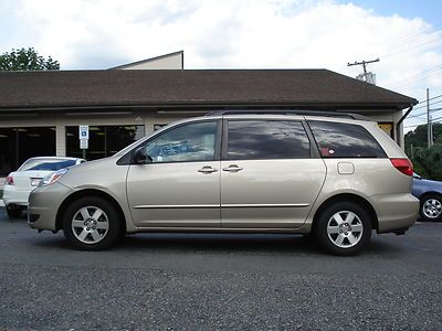 No reserve 2005 toyota sienna le 3.3l v6 7-pass one owner runs great nice!