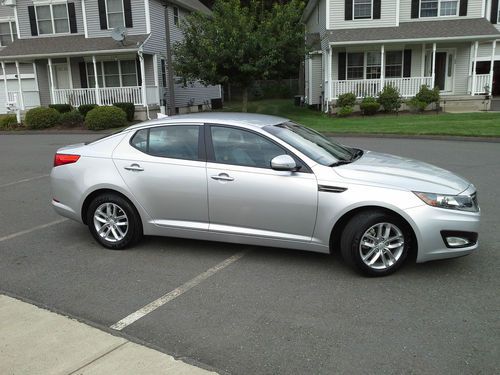 2012 kia optima lx sedan 4-door 2.4l low miles, sporty florida car