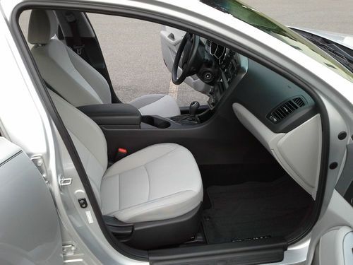 2012 Kia Optima LX Sedan 4-Door 2.4L LOW MILES, SPORTY Florida Car, image 17