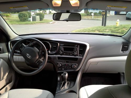 2012 Kia Optima LX Sedan 4-Door 2.4L LOW MILES, SPORTY Florida Car, image 19