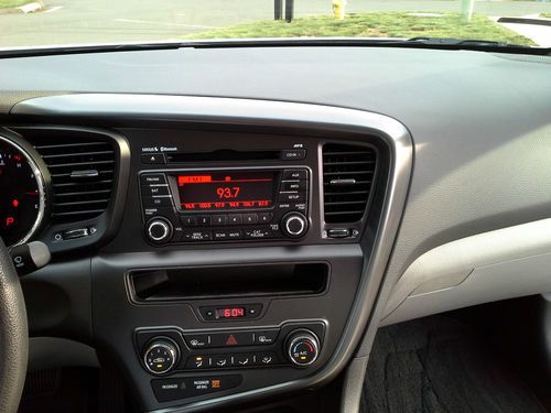 2012 Kia Optima LX Sedan 4-Door 2.4L LOW MILES, SPORTY Florida Car, image 20