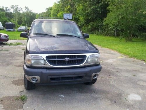 2000 ford explorer xlt sport utility 4-door 4.0l