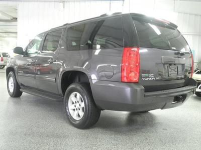 SLT Certified SUV 5.3L CD Backup Camera 3rdRow Heated Leather Seats Pwr Liftgate, image 5