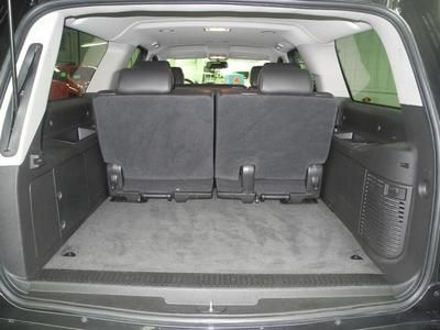 SLT Certified SUV 5.3L CD Backup Camera 3rdRow Heated Leather Seats Pwr Liftgate, image 33