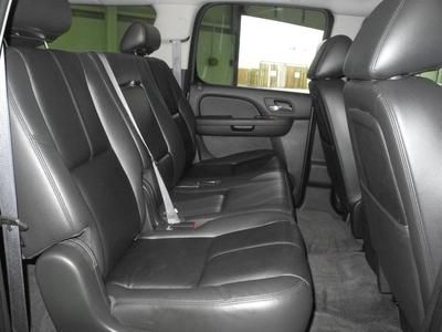 SLT Certified SUV 5.3L CD Backup Camera 3rdRow Heated Leather Seats Pwr Liftgate, image 36