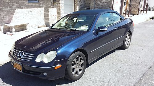 2004 mercedes-benz clk320 base convertible 2-door 3.2l
