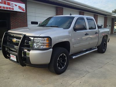 09 chevy silverado 1500 truck 4 door short bed 2wd lt uws toolbox brush guard