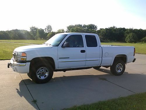 No reserve 2003 gmc sierra 2500hd extended cab short box chevy silverado 6.0