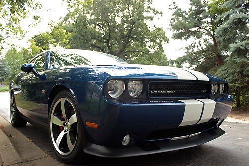 2011 challenger srt8 inaugural edition