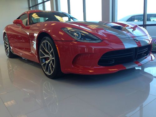 2013 dodge viper srt gts coupe red