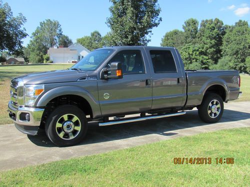 2012 ford f-250 super duty, 4x4 lariat crew cab diesel 6.7l w/ air suspension