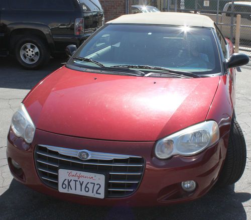 2005 chrysler sebring touring convertible 2door beautiful red