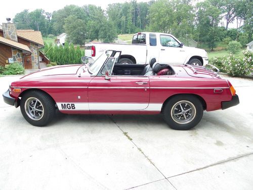 1977 mgb w/o.d.