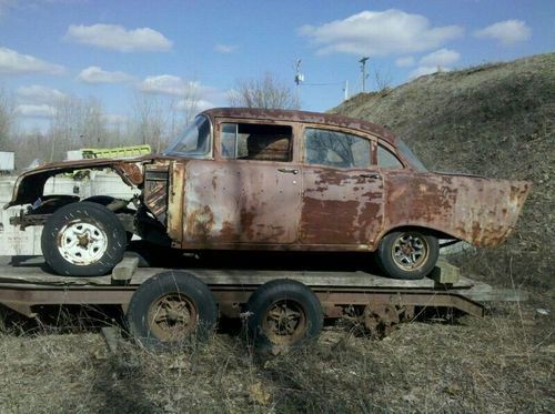 Chevrolet: 1957 chevy for parts or restoration.