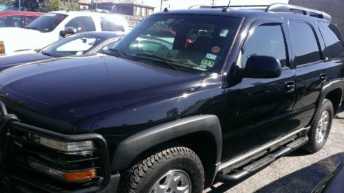 2004 chevrolet tahoe z71 4x4 very nice suv