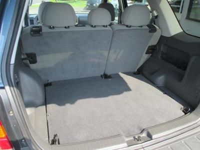 2005 FORD ESCAPE XLT WARRANTY 90,000 MILES MOONROOF LOADED SUPER CLEAN WE FINANC, image 19