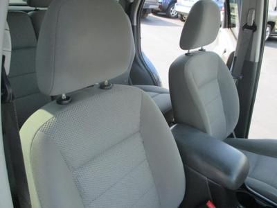 2005 FORD ESCAPE XLT WARRANTY 90,000 MILES MOONROOF LOADED SUPER CLEAN WE FINANC, image 25