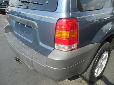 2005 FORD ESCAPE XLT WARRANTY 90,000 MILES MOONROOF LOADED SUPER CLEAN WE FINANC, image 35