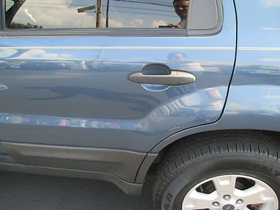 2005 FORD ESCAPE XLT WARRANTY 90,000 MILES MOONROOF LOADED SUPER CLEAN WE FINANC, image 42
