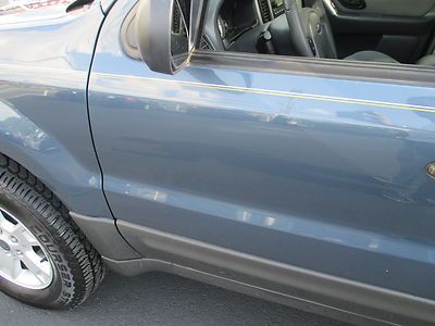 2005 FORD ESCAPE XLT WARRANTY 90,000 MILES MOONROOF LOADED SUPER CLEAN WE FINANC, image 44