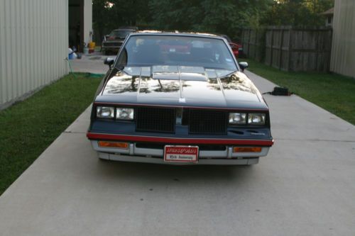 1983 hurst olds