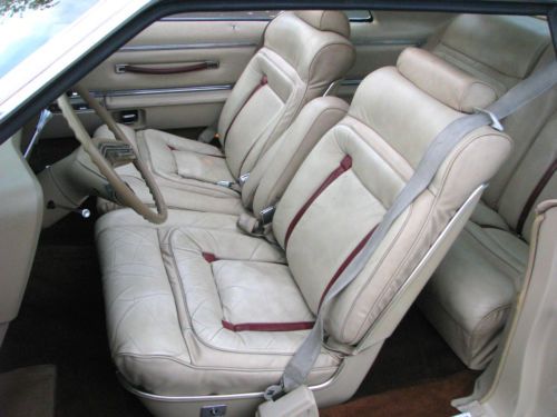 1978 Lincioln Mark V -CARTIER DESIGNER SERIES; ONE-FAMILY OWNED, image 11